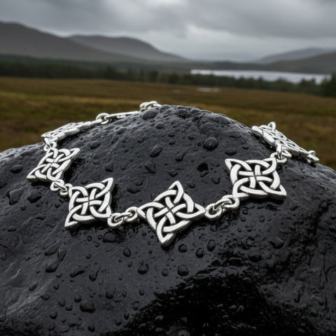Load image into Gallery viewer, Celtic Knot Bracelet, Celtic Jewelry, Outlander Jewelry, Irish Jewelry, Bridal Jewelry, Scotland Jewelry, Anniversary Gift, Girlfriend Gift
