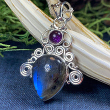 Load image into Gallery viewer, Blaise Labradorite Necklace
