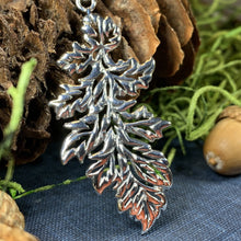 Load image into Gallery viewer, Oak Leaf Necklace, Celtic Necklace, Nature Necklace, Mom Gift, Woodland Jewelry, Tree Necklace, Wiccan Jewelry, Forest Jewelry
