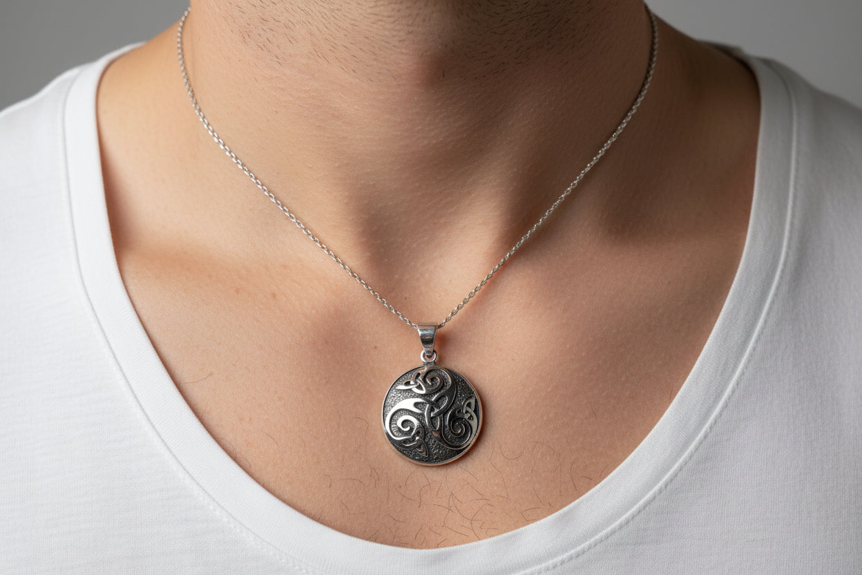 Mochán Celtic Knot Necklace — view 5