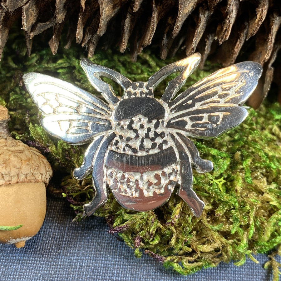 Bee Booch, Nature Jewelry, Celtic Jewelry, Anniversary Gift, Outlander Jewelry, Insect Jewelry, Honey Bee Jewelry, Bumble Bee Pewter Pin