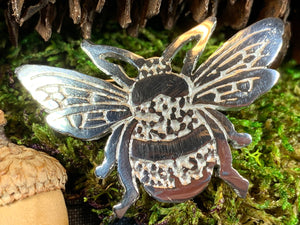 Bee Booch, Nature Jewelry, Celtic Jewelry, Anniversary Gift, Outlander Jewelry, Insect Jewelry, Honey Bee Jewelry, Bumble Bee Pewter Pin