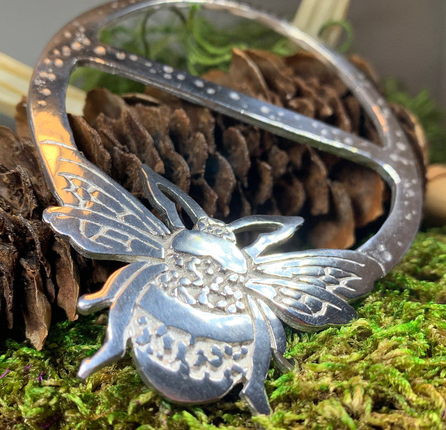 Bee Scarf Ring, Scotland Jewelry, Insect Jewelry, Nature Jewelry, Celtic Jewelry, Mom Gift, Wife Gift, Sister Gift, Friendship Gift