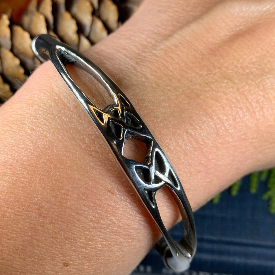 Celtic Knot Bracelet, Celtic Jewelry, Irish Bangle Bracelet, Scotland Jewelry, Ireland Jewelry, Celtic Cuff, Wife Gift, Girlfriend Gift