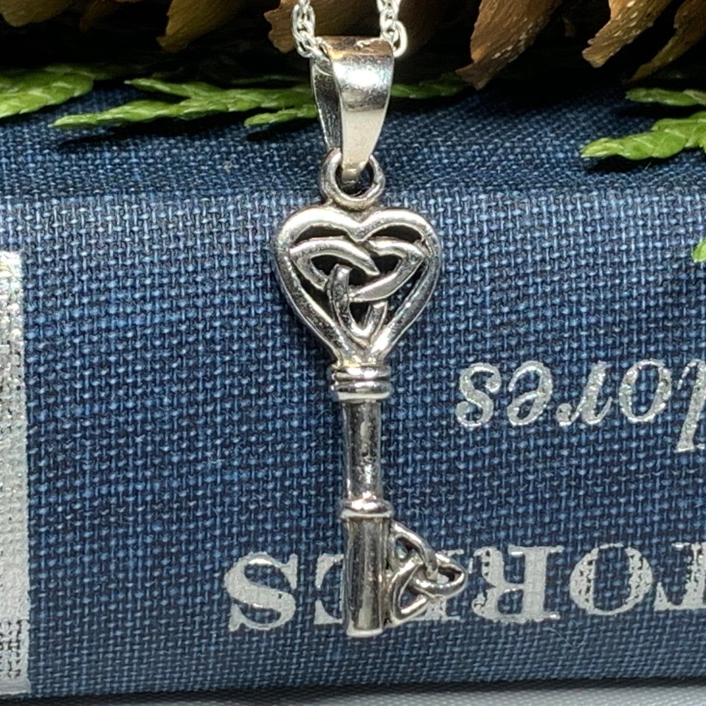 Celtic Key Necklace, Irish Jewelry, Celtic Jewelry, Ireland Gift, Key Pendant, Scotland Jewelry, Celtic Knot Jewelry, Trinity Knot Pendant