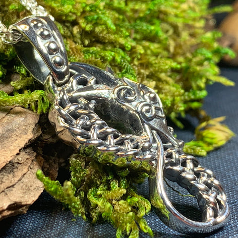 Load image into Gallery viewer, Anixa Celtic Dragon Necklace 03
