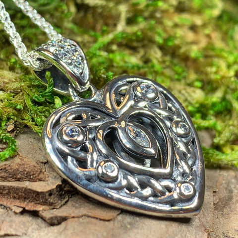 Load image into Gallery viewer, Celtic Heart Necklace, Silver Celtic Jewelry, Irish Jewelry, Heart Pendant, Celtic Knot Jewelry, Ireland Jewelry, Anniversary Gift, Mom Gift
