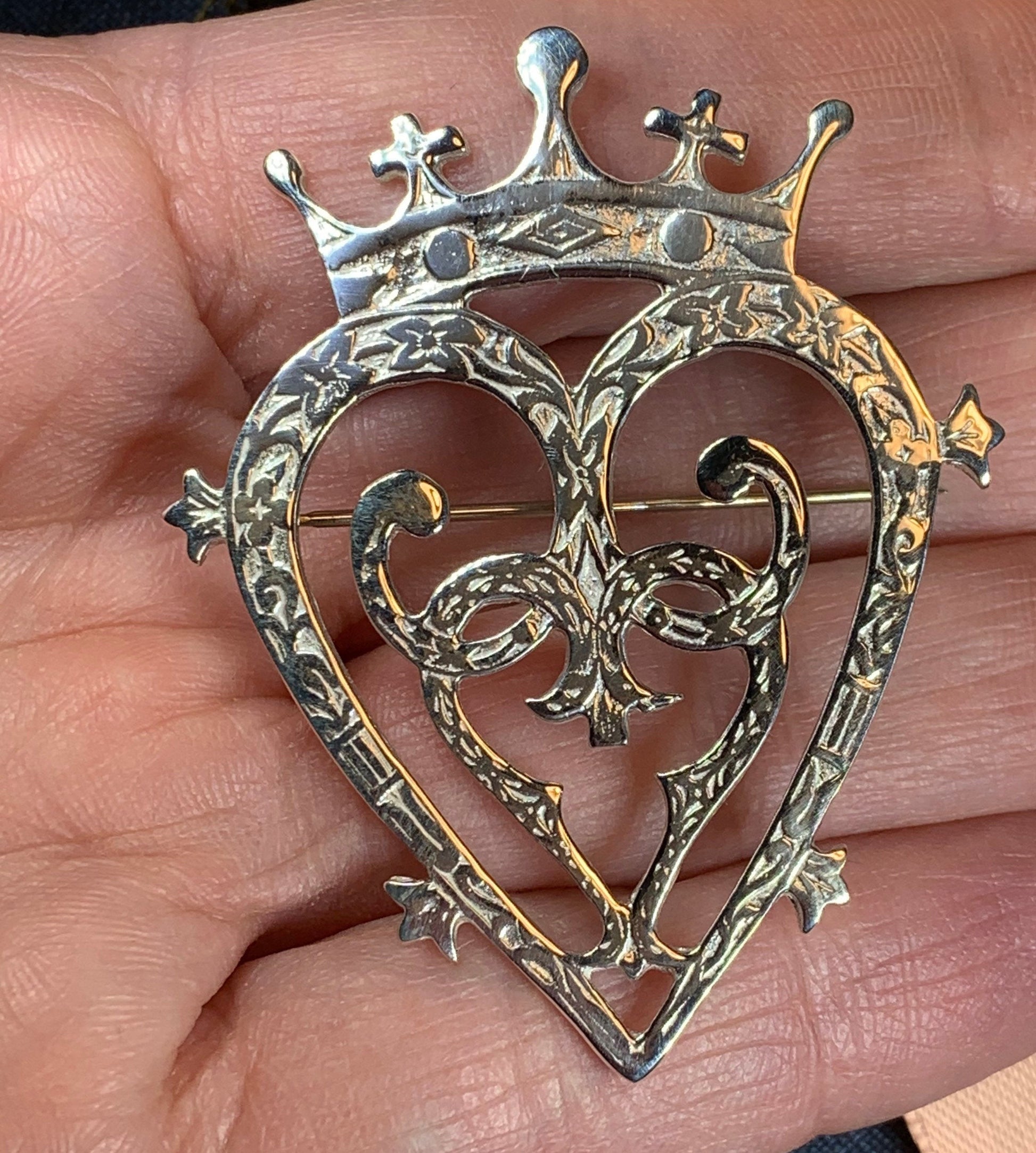 True Love Luckenbooth Brooch — view 8