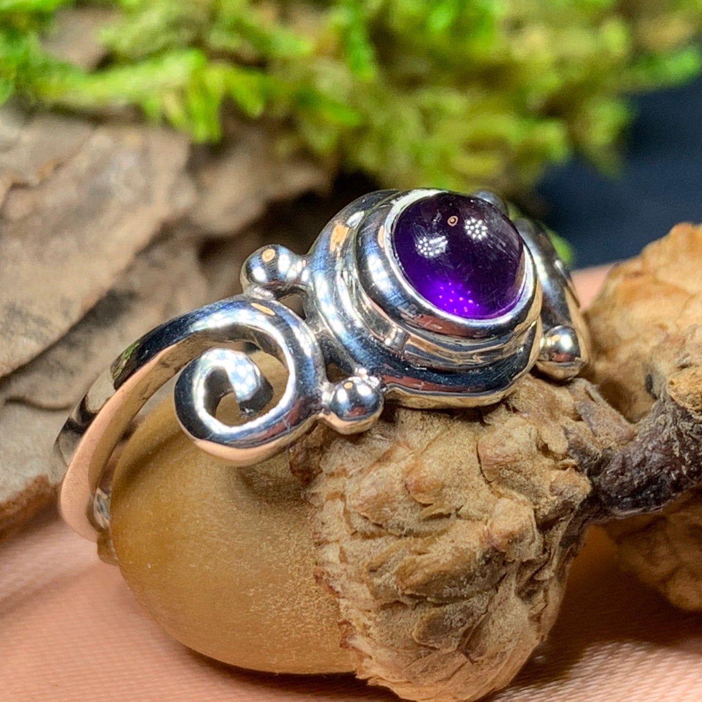 Jillian Celtic Knot Amethyst Ring in Sterling Silver — view 9