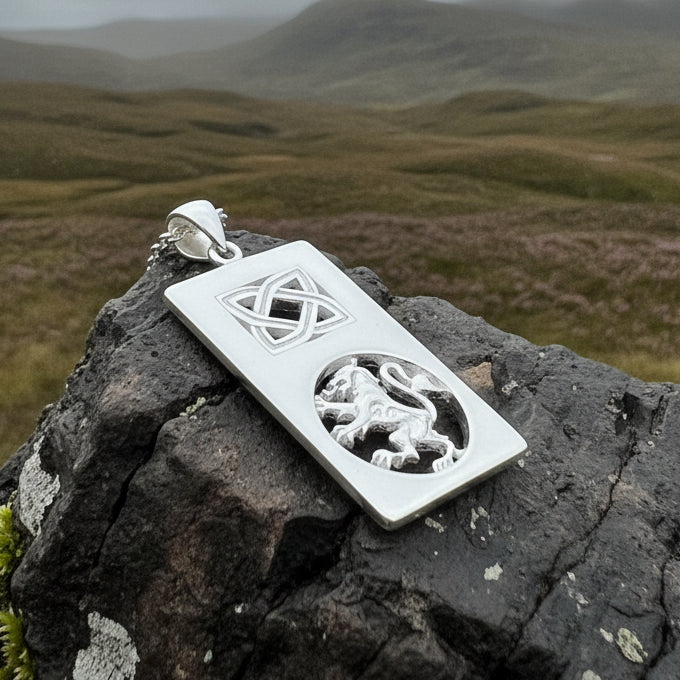 Alba Scotland Lion Necklace 03