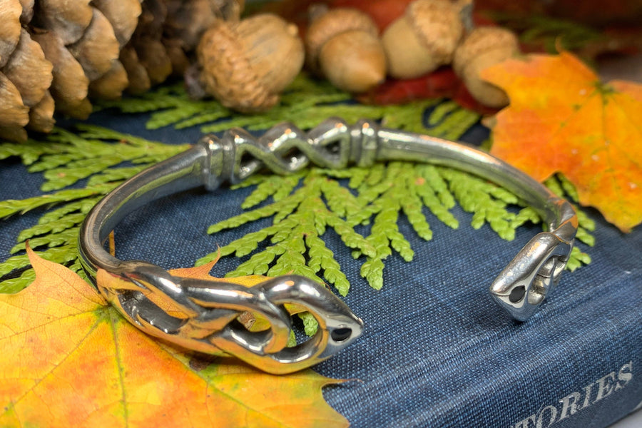 Celtic Knot Bracelet, Celtic Jewelry, Irish Bangle Bracelet, Scotland Jewelry, Ireland Jewelry, Celtic Cuff, Wife Gift, Girlfriend Gift