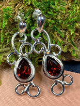 Load image into Gallery viewer, Ariadne Celtic Knot Earrings 04

