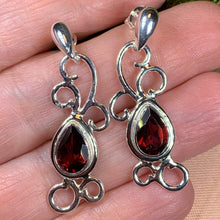 Load image into Gallery viewer, Ariadne Celtic Knot Earrings 05
