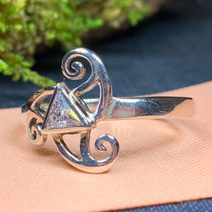 Celtic Spiral Ring, Irish Jewelry, Triskele Ring, Ireland Jewelry, Celtic Jewelry, Wiccan Jewelry, Wife Gift, Mom Gift, Triple Spiral Ring