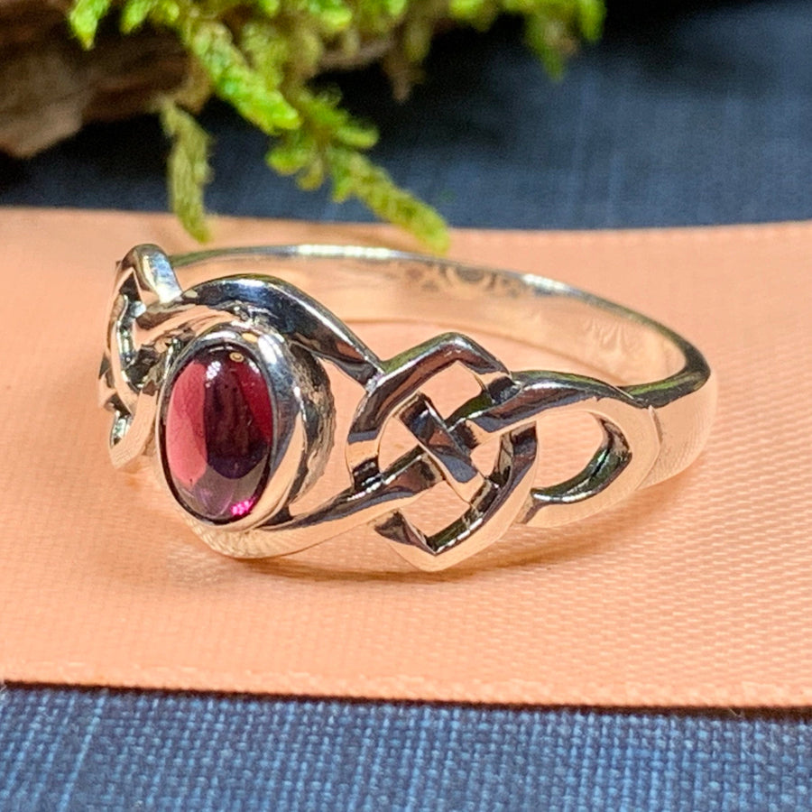 Celtic Knot Ring, Garnet Jewelry, Scotland Ring, Irish Jewelry, Celtic Jewelry, Anniversary Gift, Wiccan Jewelry, Wife Gift, Mom Gift