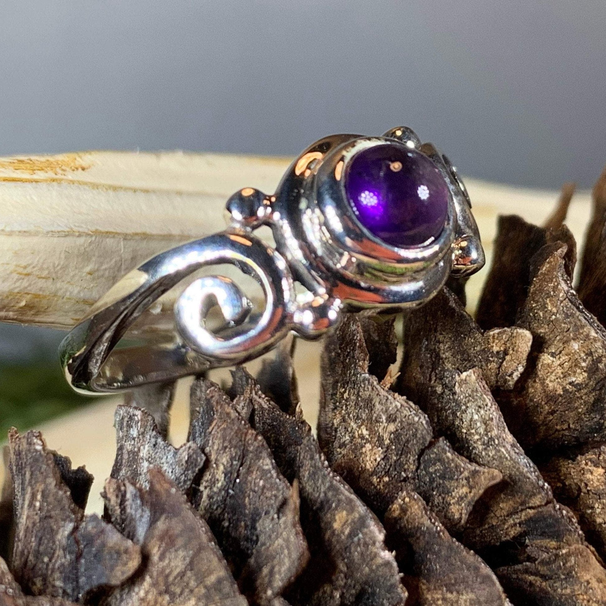 Jillian Celtic Knot Amethyst Ring in Sterling Silver — view 7