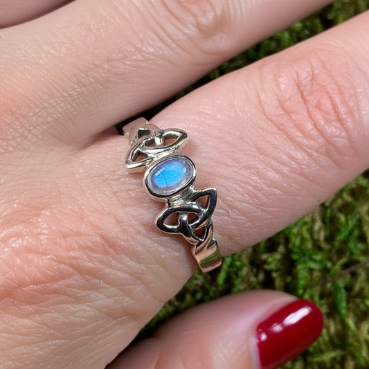Damask Trinity Knot Moonstone Ring in Sterling Silver — view 2