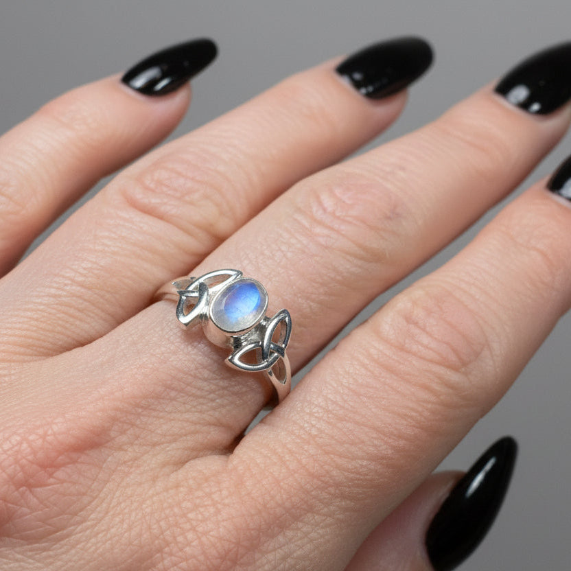 Trinity Knot Ring, Celtic Jewelry, Irish Jewelry, Celtic Knot Jewelry, Ireland Ring, Irish Dance Gift, Anniversary Gift, Scotland Jewelry