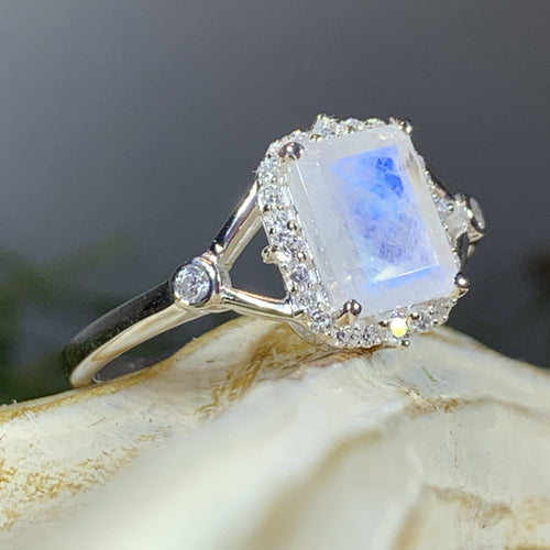 Moonstone Ring, Promise Ring, Engagement Ring, Celtic Jewelry, Anniversary Gift, Wiccan Jewelry, Boho Statement Ring, Cocktail Ring