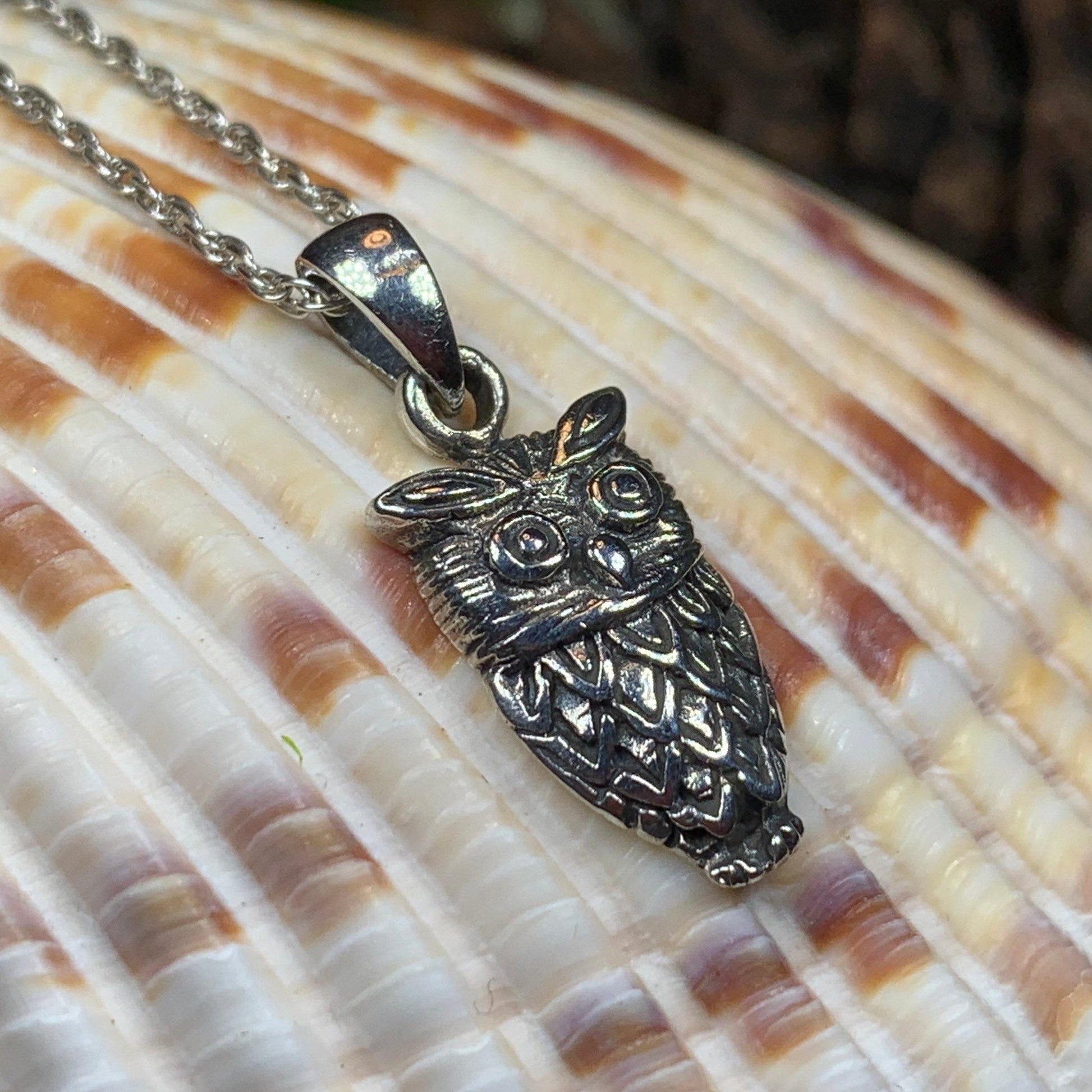 Ria Owl Necklace — view 5