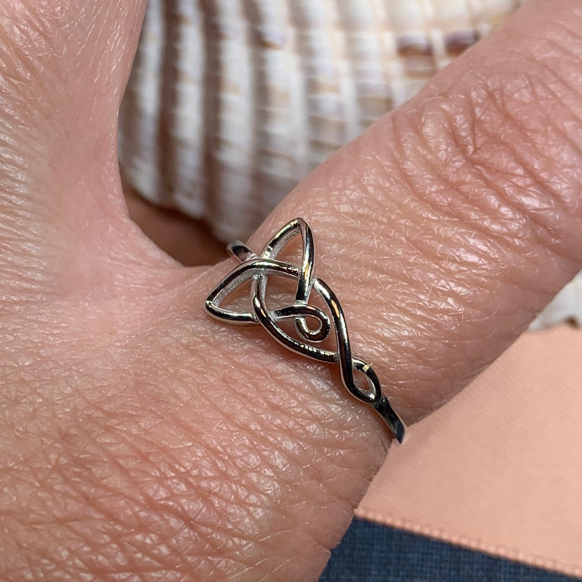 Mother's Knot Ring, Celtic Jewelry, Irish Jewelry, Celtic Knot Ring, Irish Ring, Irish Dance Gift, Anniversary Gift, New Mom Gift