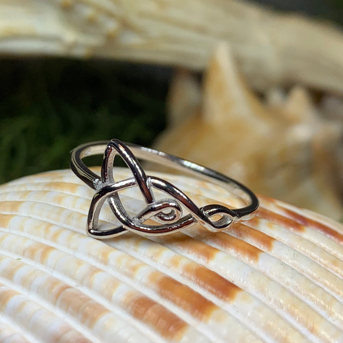 Mother's Knot Ring, Celtic Jewelry, Irish Jewelry, Celtic Knot Ring, Irish Ring, Irish Dance Gift, Anniversary Gift, New Mom Gift