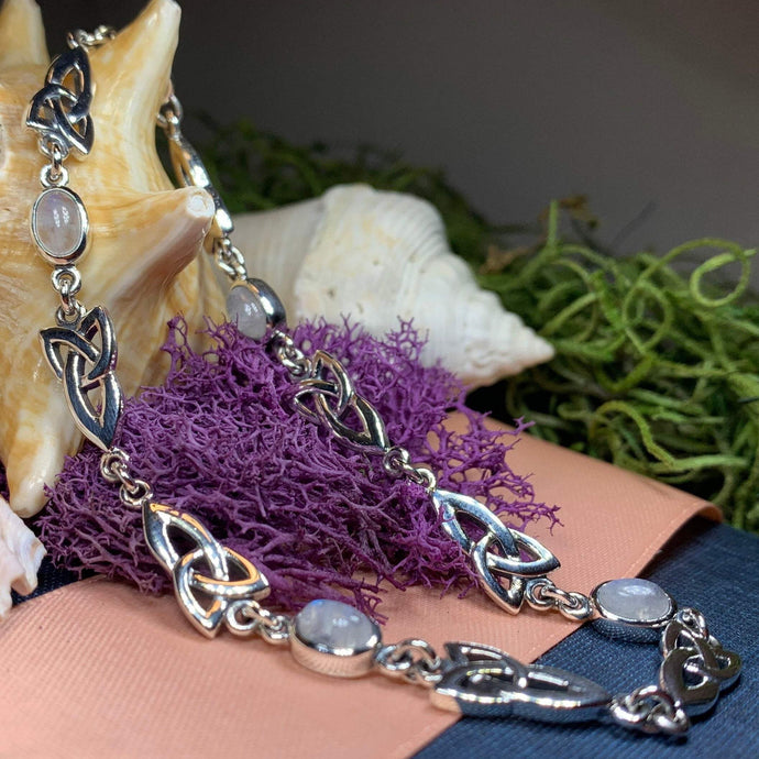 Moonstone Bracelet, Celtic Jewelry, Trinity Knot Bracelet, Irish Jewelry, Celtic Knot Bracelet, Scotland Gift, Wife Gift, Wiccan Jewelry