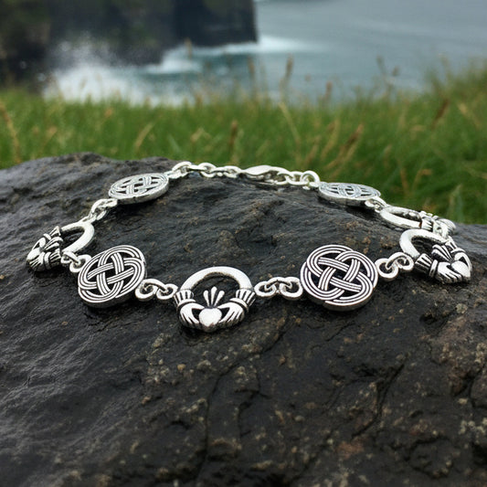 Claddagh Celtic Knot Bracelet, Love Knot Jewelry, Celtic Jewelry, Irish Jewelry, Silver Ireland Gift, Wife Gift, Girlfriend Gift, Mom Gift