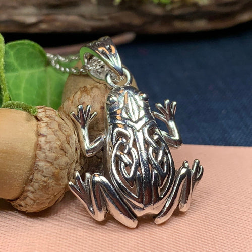 Frog Necklace, Tree Frog Jewelry, Celtic Frog Pendant, Animal Jewelry, Irish Jewelry, Anniversary Gift, Mom Gift, Frog Gift, Wife Gift