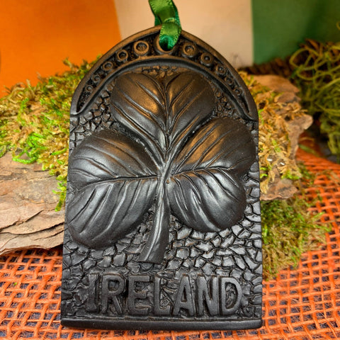 Load image into Gallery viewer, Shamrock Ornament, Turf Hanging Ornament, Christmas Tree Ornament, Ireland Shamrock Gift, Irish Turf Gift, Housewarming Gift, New Home Gift
