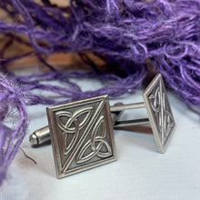 Load image into Gallery viewer, Trinity Knot Cuff Links, Celtic Jewelry, Irish Jewelry, Scotland Jewelry, Celtic Jewelry, Groom Gift, Best Man Gift, Anniversary Gift
