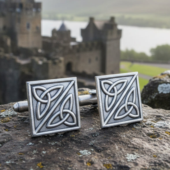 Trinity Knot Cuff Links, Celtic Jewelry, Irish Jewelry, Scotland Jewelry, Celtic Jewelry, Groom Gift, Best Man Gift, Anniversary Gift