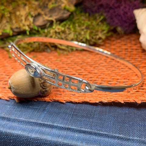 Load image into Gallery viewer, Mackintosh Bracelet, Celtic Jewelry, Scottish Bangle Bracelet, Art Deco Jewelry, Celtic Knot Bracelet, Scotland Gift, Silver Wife Gift
