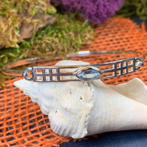 Load image into Gallery viewer, Mackintosh Bracelet, Celtic Jewelry, Scottish Bangle Bracelet, Art Deco Jewelry, Celtic Knot Bracelet, Scotland Gift, Silver Wife Gift
