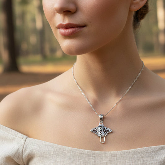 Manta Ray Necklace, Nautical Jewelry, Sea Jewelry, Irish Jewelry, Nature Jewelry, Fish Necklace, Celtic Jewelry, Ocean Lover Gift, Mom Gift