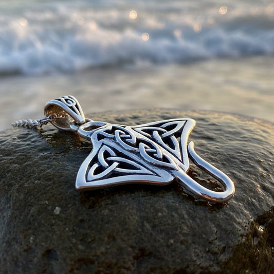 Manta Ray Necklace, Nautical Jewelry, Sea Jewelry, Irish Jewelry, Nature Jewelry, Fish Necklace, Celtic Jewelry, Ocean Lover Gift, Mom Gift