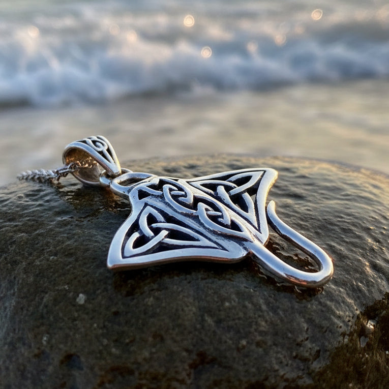 Manta Ray Necklace, Nautical Jewelry, Sea Jewelry, Irish Jewelry, Nature Jewelry, Fish Necklace, Celtic Jewelry, Ocean Lover Gift, Mom Gift