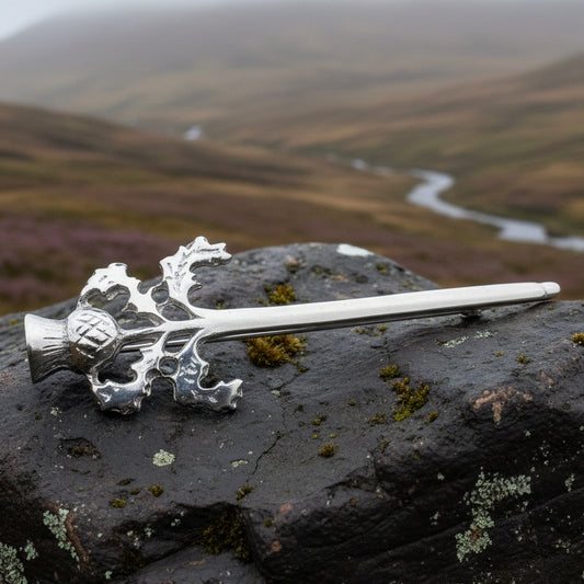 Thistle Kilt Pin, Celtic Jewelry, Scottish Pin, Groom Gift, Best Man Gift, Bagpiper Gift, Highland Dance, Dad Gift, Anniversary, Tartan Pin