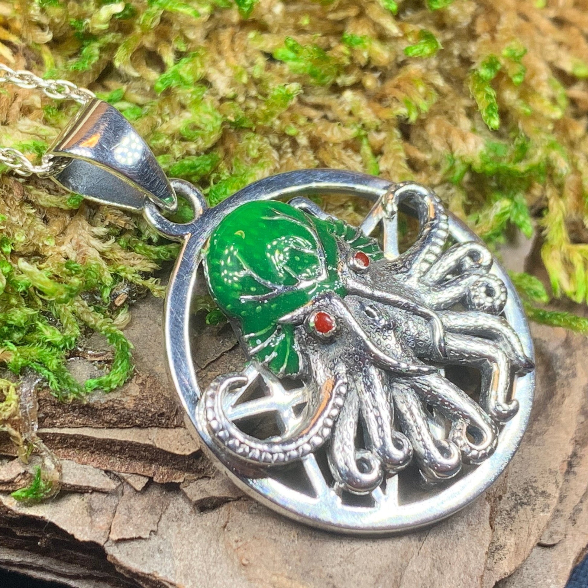 Lovecraft Cthulhu Octopus Necklace in Sterling Silver — view 3