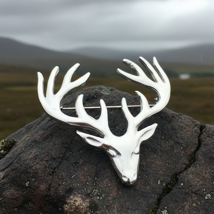 Stag Brooch, Scotland Jewelry, Stag Pin, Kilt Pin, Celtic Pin, Animal Jewelry, Scottish Brooch, Scotland Pin, Nature Jewelry, Tartan Pin