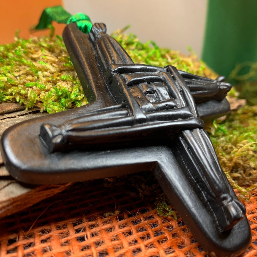 Irish Cross Ornament, St. Brigid's Cross Gift, Turf Hanging Ornament, Christmas Tree Ornament, Ireland Gift, Irish Gift, St. Brigit Cross