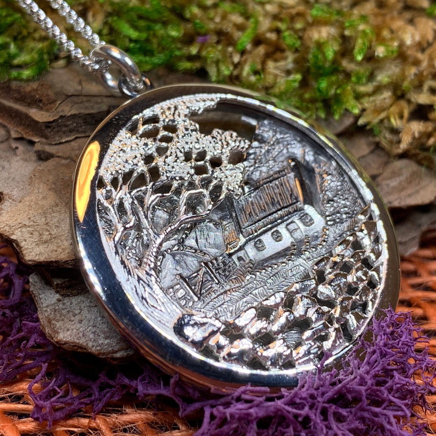 Irish Cottage Necklace, Quiet Man Cottage, Irish Jewelry, Silver Irish Necklace, Ireland Gift, Ireland Jewelry, Mom Gift, Wife Gift