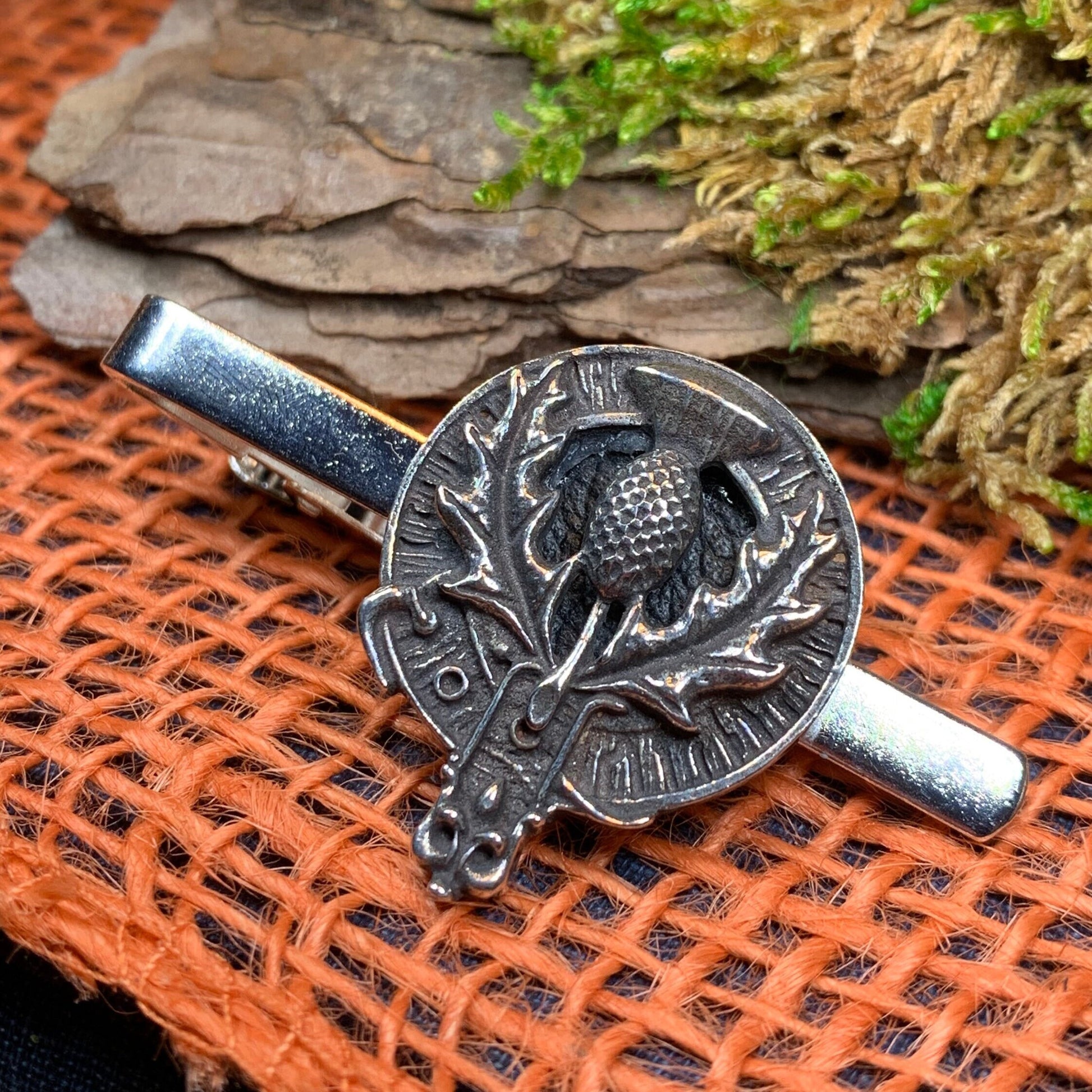 Bold Thistle Tie Bar in pewter