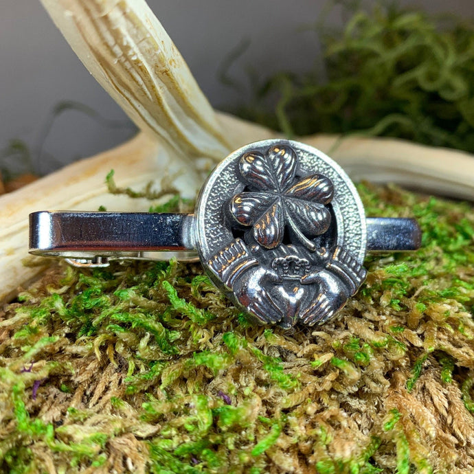 Claddagh Tie Bar, Celtic Jewelry, Irish Gift for Him, Shamrock Tie Clip, Ireland Dad Gift, Graduation Gift, Men's Jewelry, Celtic Tie Clip