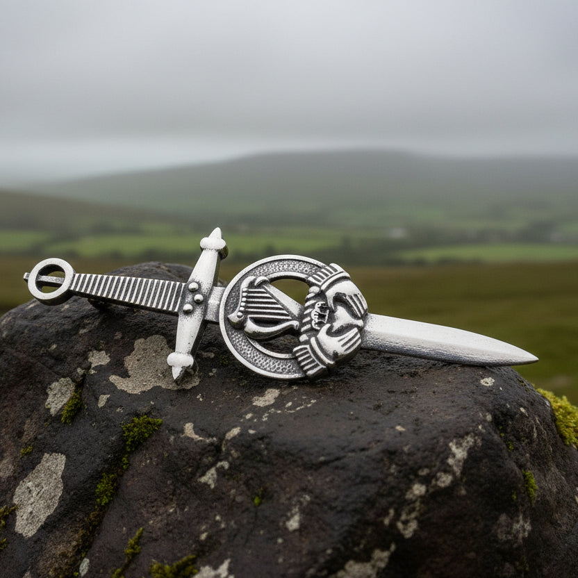 Irish Harp Kilt Pin, Irish Jewelry, Claddagh Kilt Pin, Harp Jewelry, Celtic Kilt Pin, Irish Dancer Gift, Celtic Knot Brooch, Bagpiper Gift