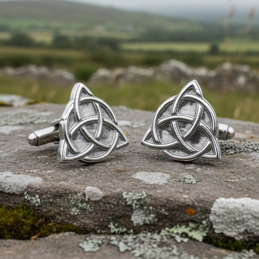 Trinity Knot Cuff Links, Celtic Jewelry, Irish Jewelry, Scotland Jewelry, Celtic Jewelry, Groom Gift, Best Man Gift, Anniversary Gift