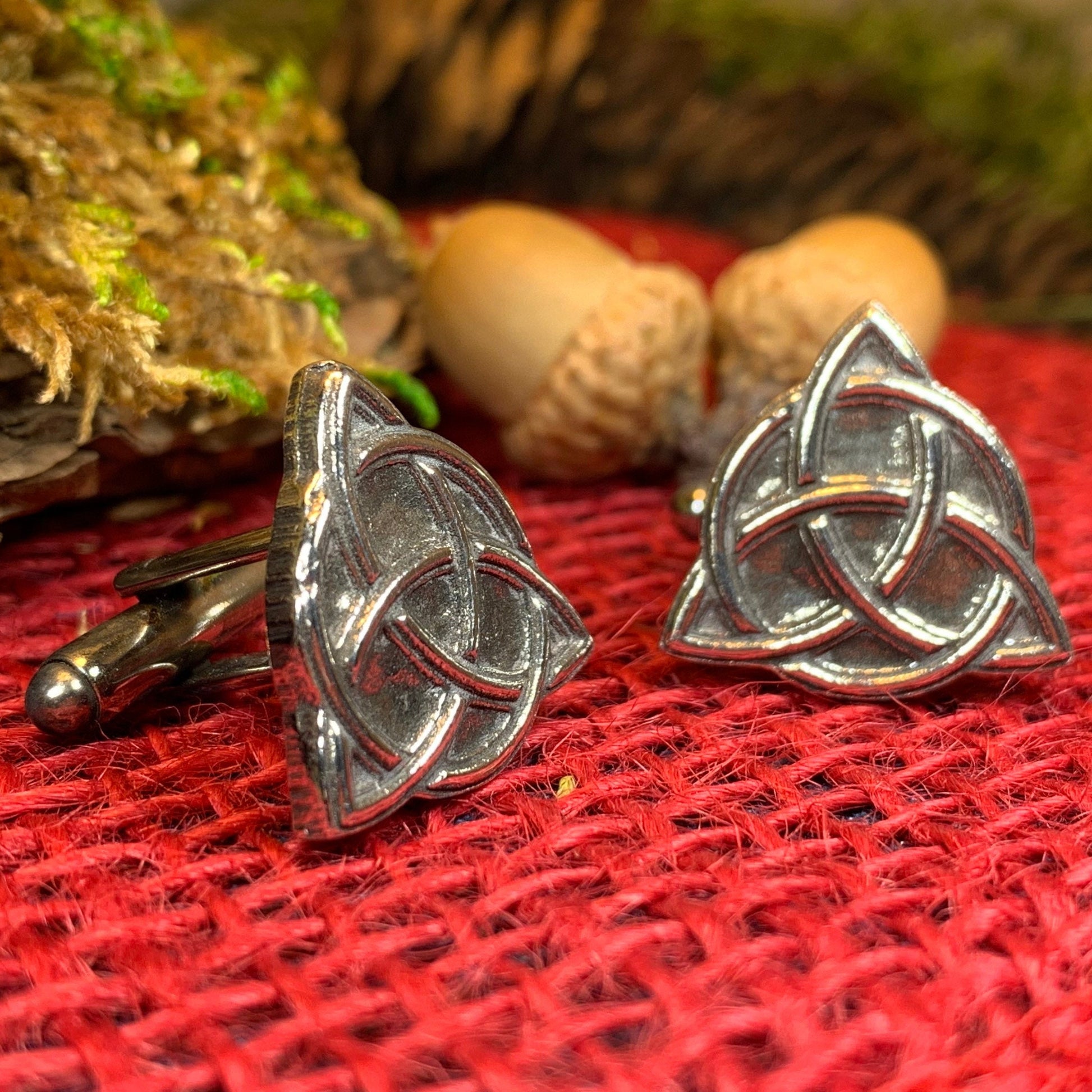 Trinity Knot Cuff Links, Celtic Jewelry, Irish Jewelry, Scotland Jewelry, Celtic Jewelry, Groom Gift, Best Man Gift, Anniversary Gift