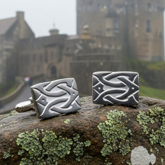 Celtic Knot Cuff Links, Scotland Jewelry, Celtic Jewelry, Men's Irish Jewelry, Bagpiper Gift, Groom Gift, Boyfriend Gift, Husband Gift