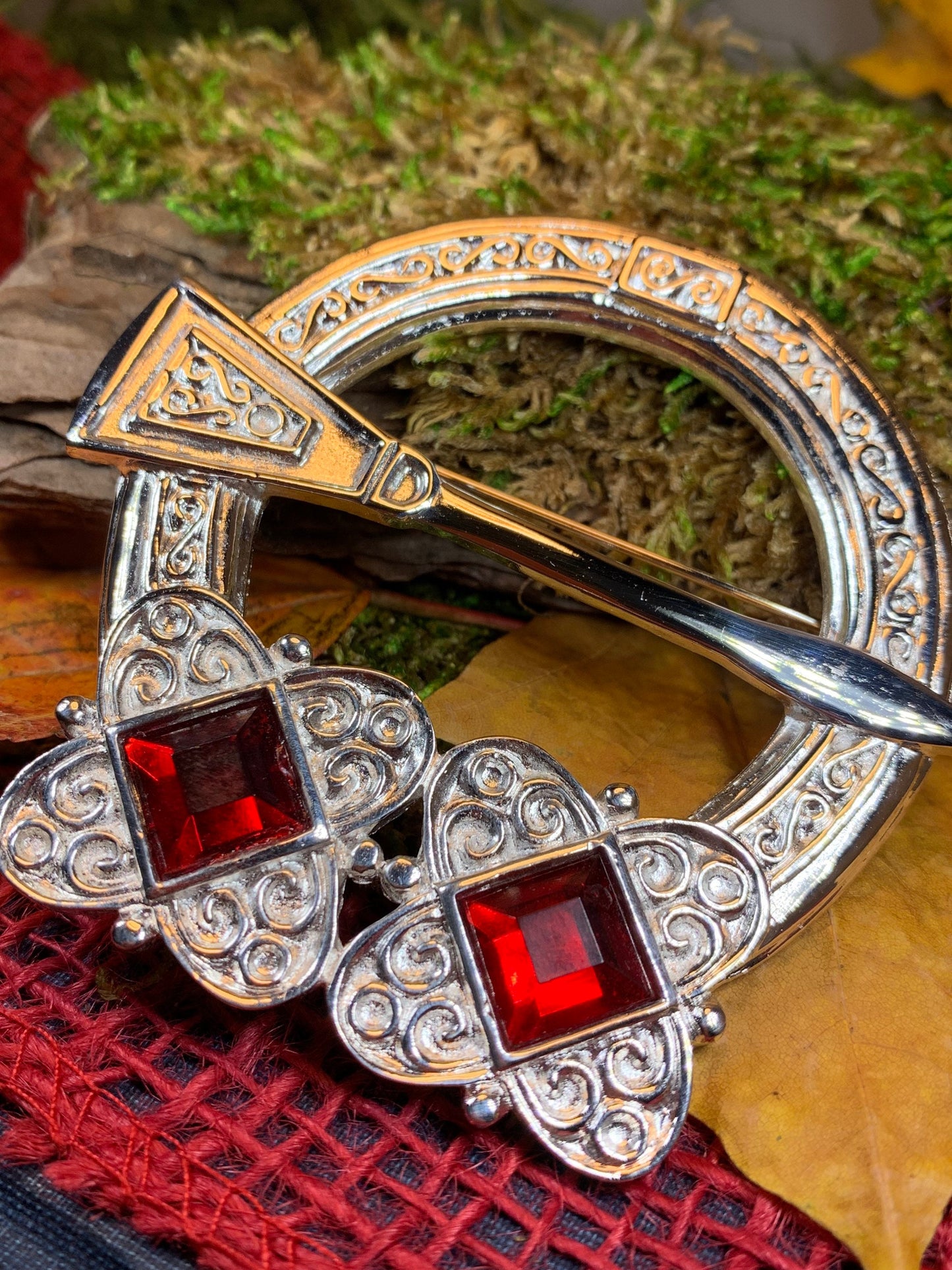 Bissette Celtic Knot Brooch — view 9