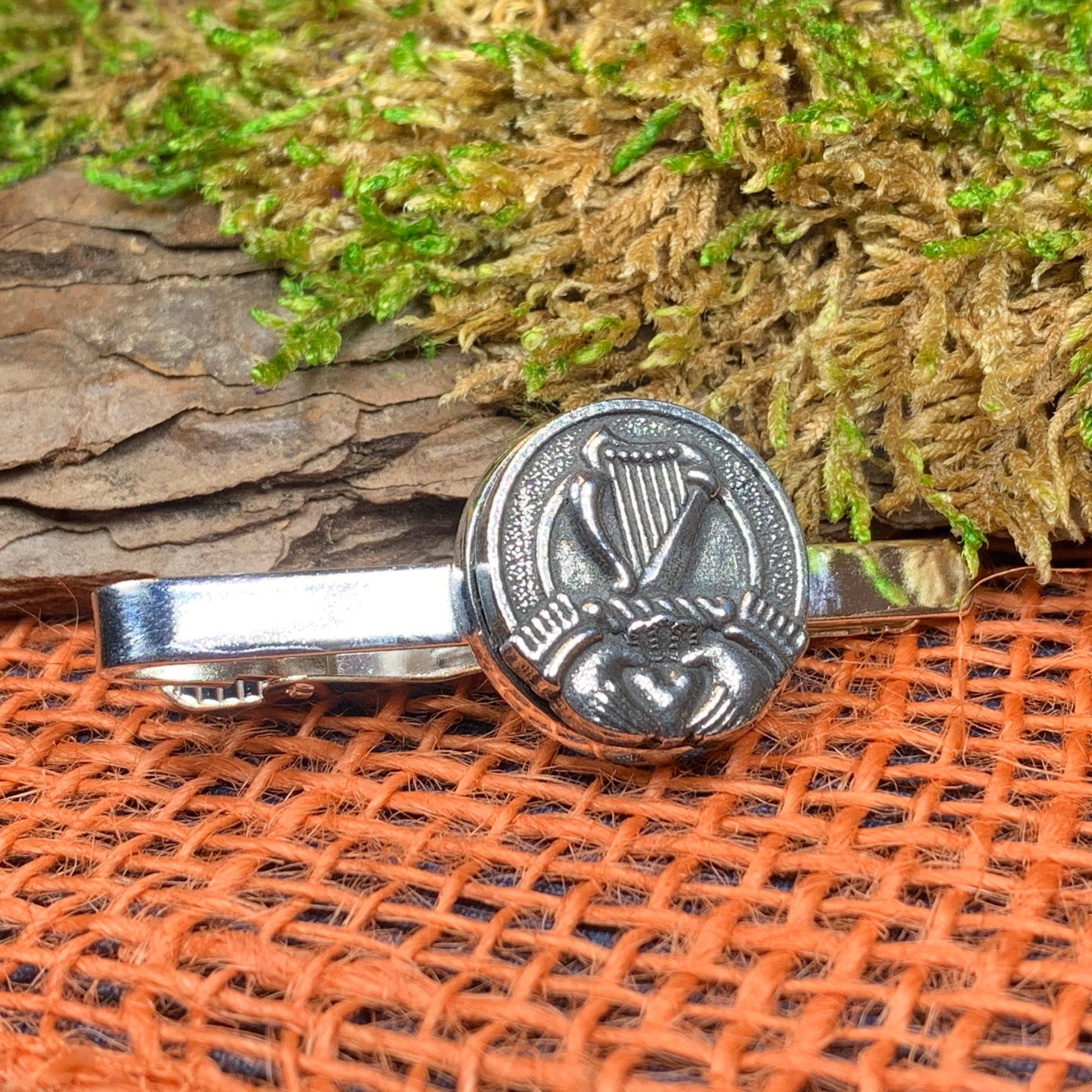 Claddagh Tie Bar, Celtic Jewelry, Irish Gift for Him, Harp Tie Clip, Dad Gift, Graduation Gift, Ireland Gift, Men's Jewelry, Celtic Tie Clip